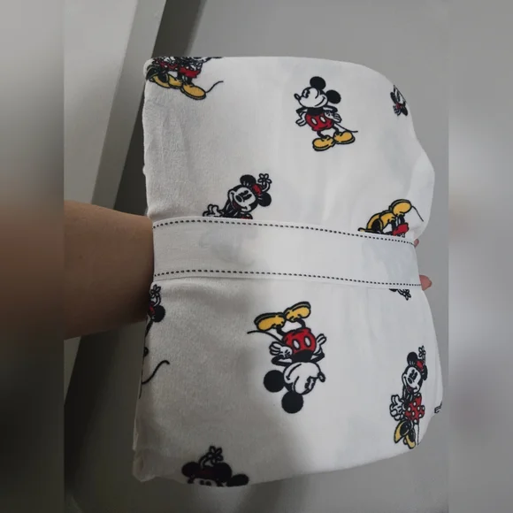 Disney Minnie & Mickey Mouse White Pajama Set, Velour, Pants And Long sleeves - Picture 4 of 5
